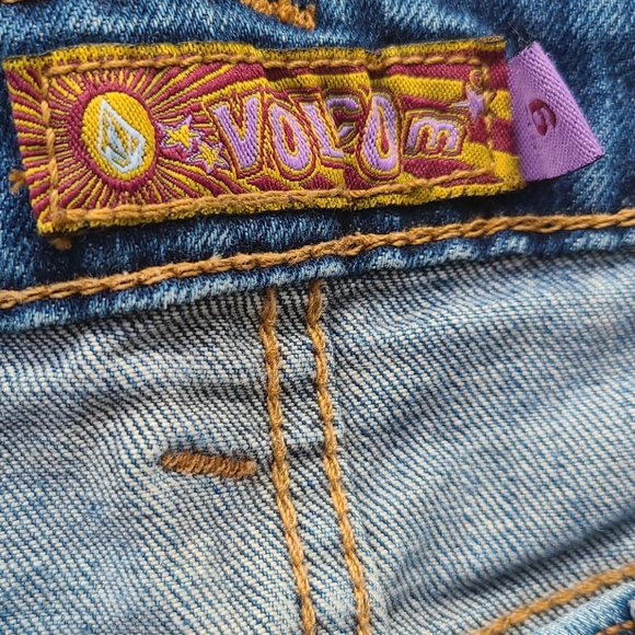 Volcom jeans 👖 - Picture 2 of 8